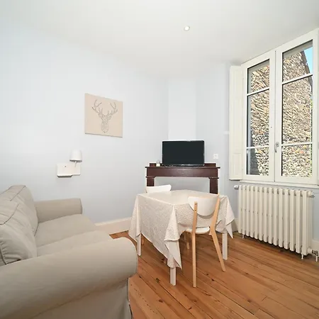 Le Clos Du Casino Дом отдыха Bagneres-de-Luchon